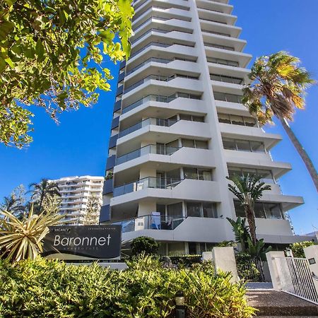 Baronnet Apartments โกลด์โคสต์ ภายนอก รูปภาพ