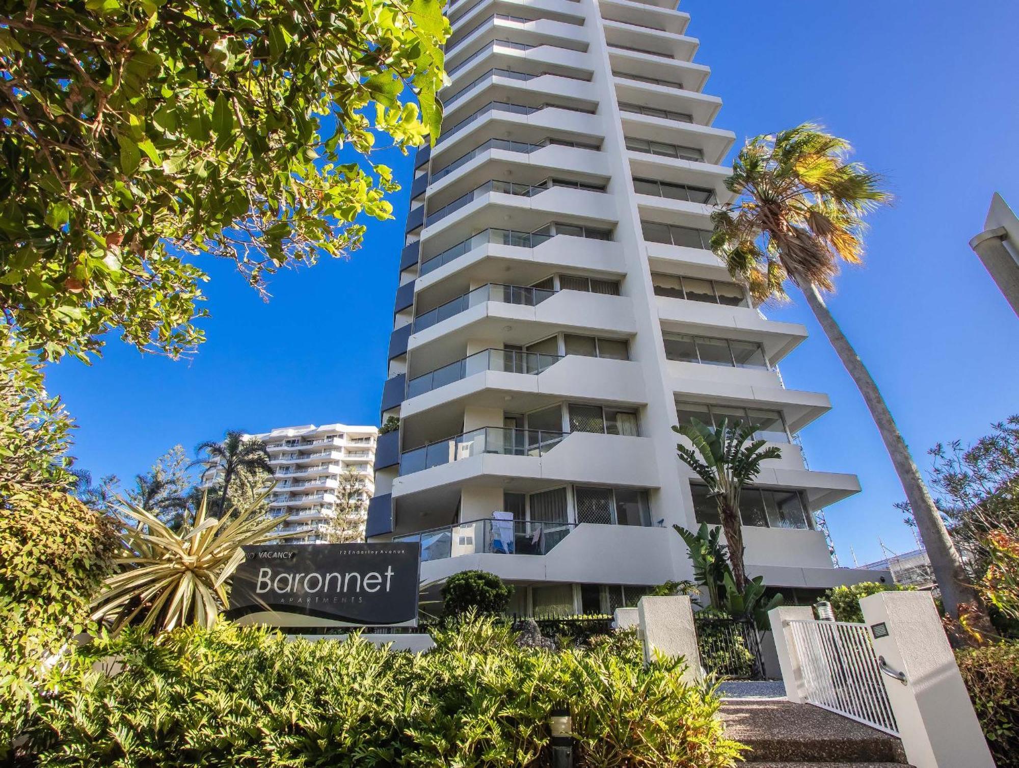 Baronnet Apartments โกลด์โคสต์ ภายนอก รูปภาพ